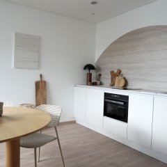 Smart Home der Firma ebork GmbH in Eschollbrücken eröffnet Küche eines Apartments