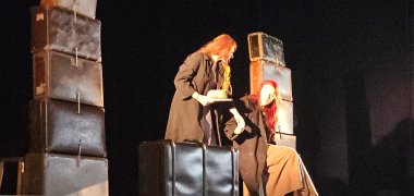 Theaterstück, Bühne mit Schauspielern