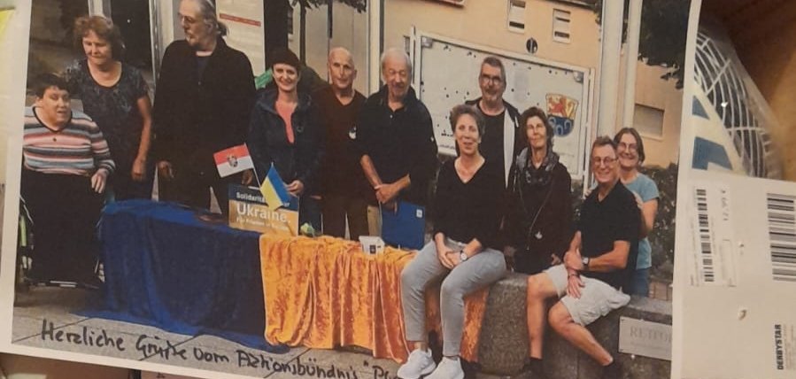 Kiste mit Bällen für den Sportunterricht