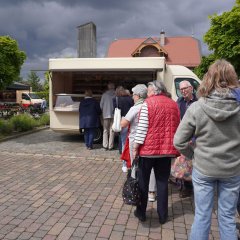 Eindrücke vom Eröffnungstag des ersten Pfungstädter Naschmarkts