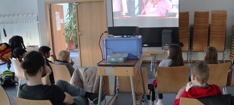 Erstes Café Klatsch in diesem Jahr und spannender Film im Kinderkino im Familienzentrum Pfungstadt
