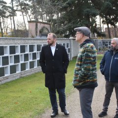 Neue Urnenwand, Friedhof Pfungstadt