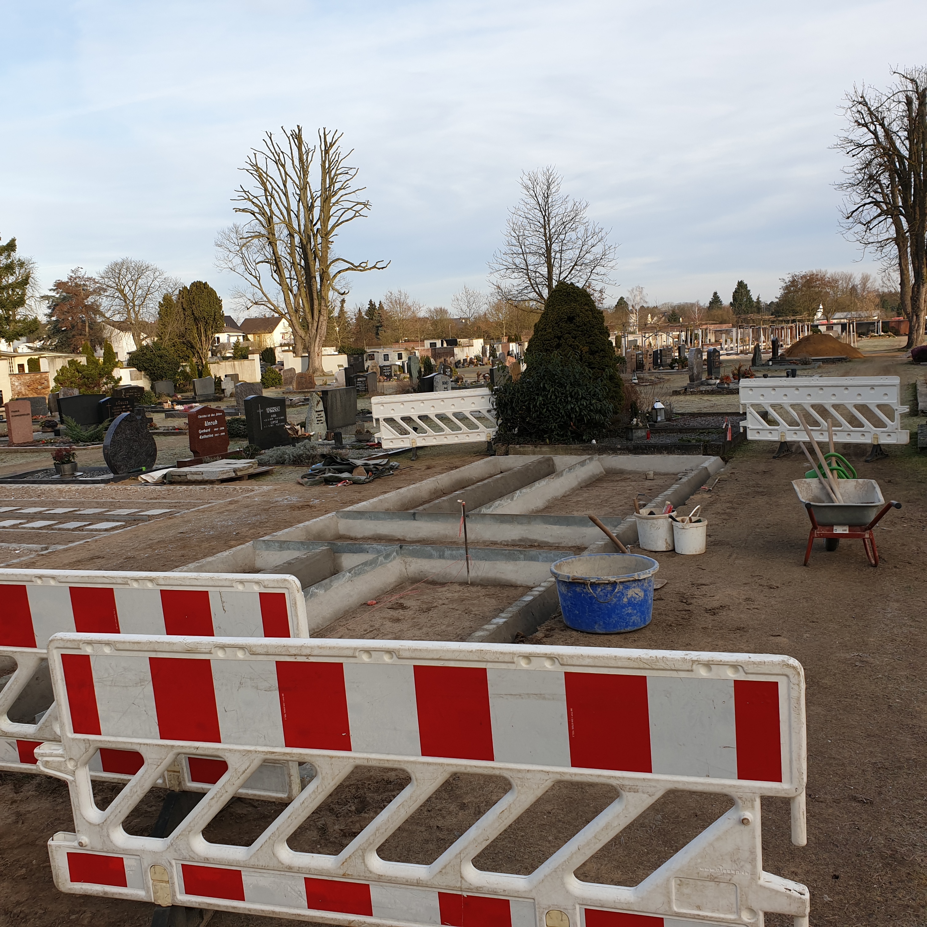 Bauarbeiten auf dem Friedhofsgelände