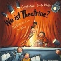 Wo ist Theatrine - Kind auf einer Bühne