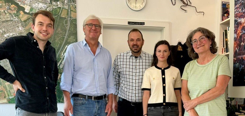 Gruppenfoto Verein PDUM, mit Bürgermeister Koch und Jochen Partsch