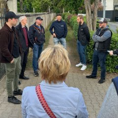 Teilnehmer beim Stadtspaziergang