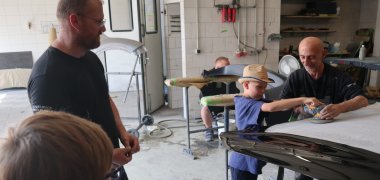 Sommerferienaktionen unter dem Motto „Hinter die Kulissen schauen“ in Pfungstadt und Umgebung Kinder besuchen Firma Öhlschläger
