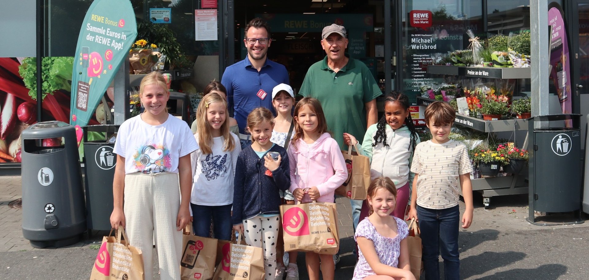 Sommerferienaktionen unter dem Motto „Hinter die Kulissen schauen“ in Pfungstadt und Umgebung Kinder besuchen den REWE Markt