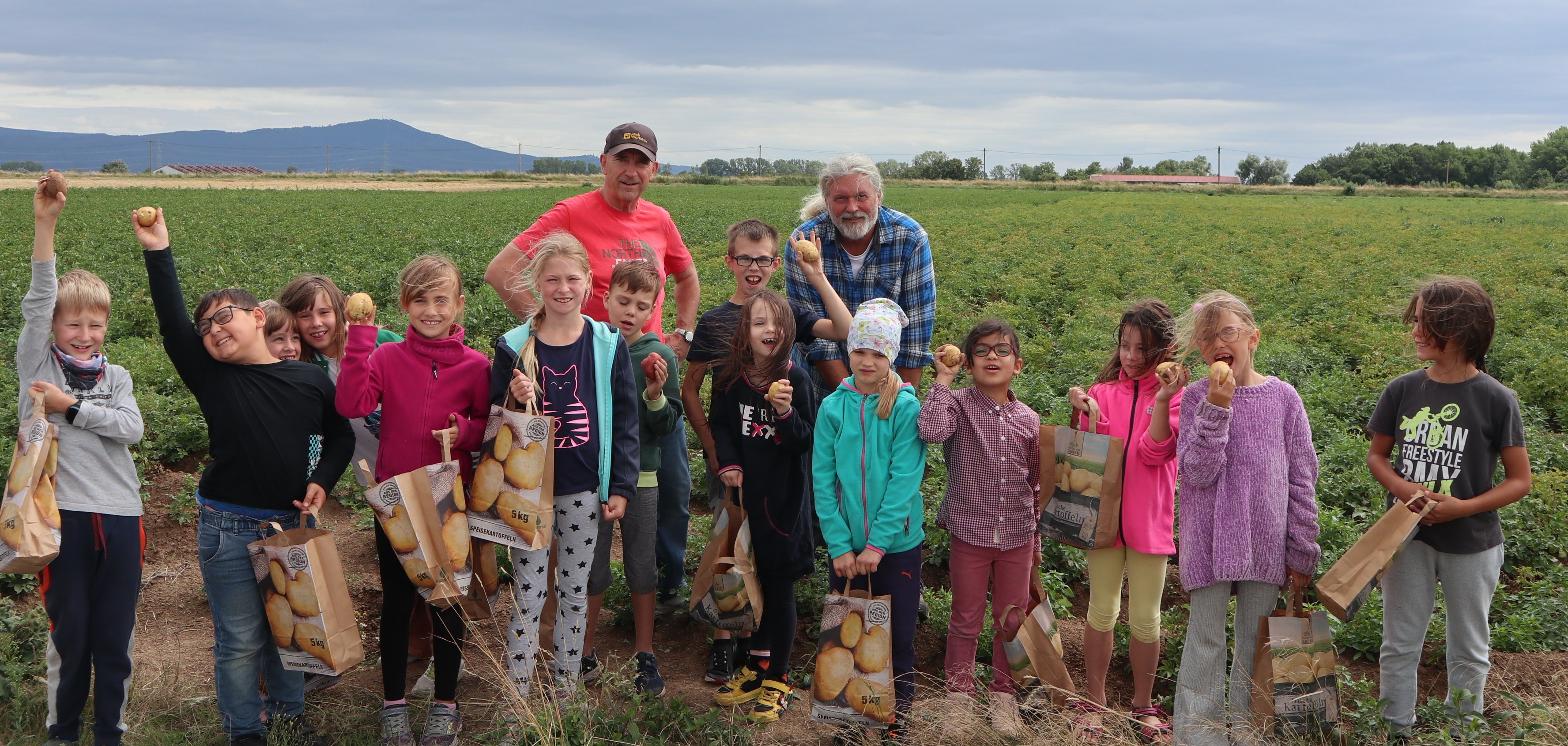 Landwirt Ruppenthal aus Hahn 2023 … Kartoffeln ausmachen