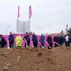 Spatenstich für bezahlbaren Wohnraum und nachhaltige Häuser in Pfungstadt/Eschollbrücken