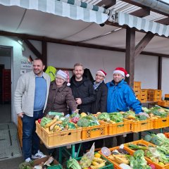 Bürgermeister besuchen Warenkorb e. V. Bürgermeister besuchen Warenkorb e. V.