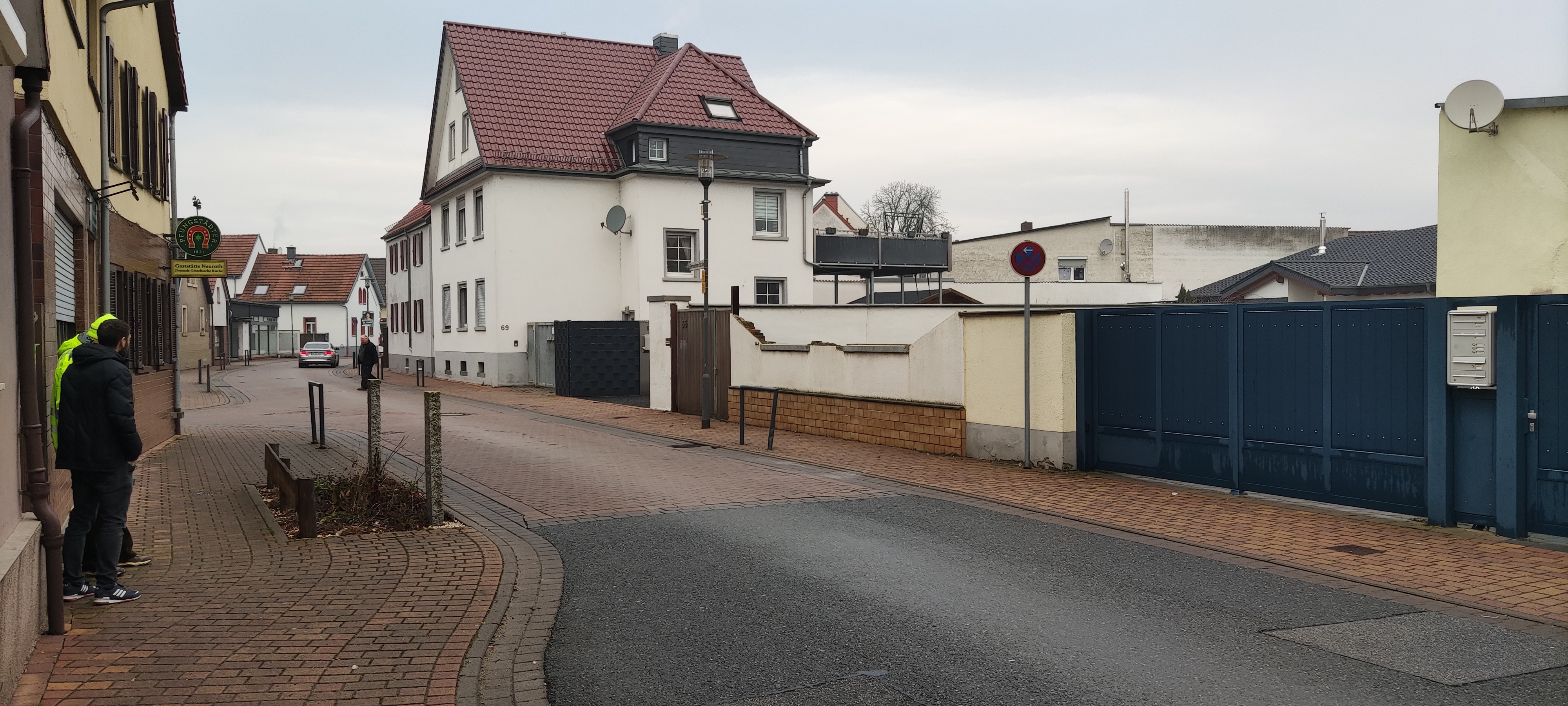 Ortsdurchfahrt, Straße