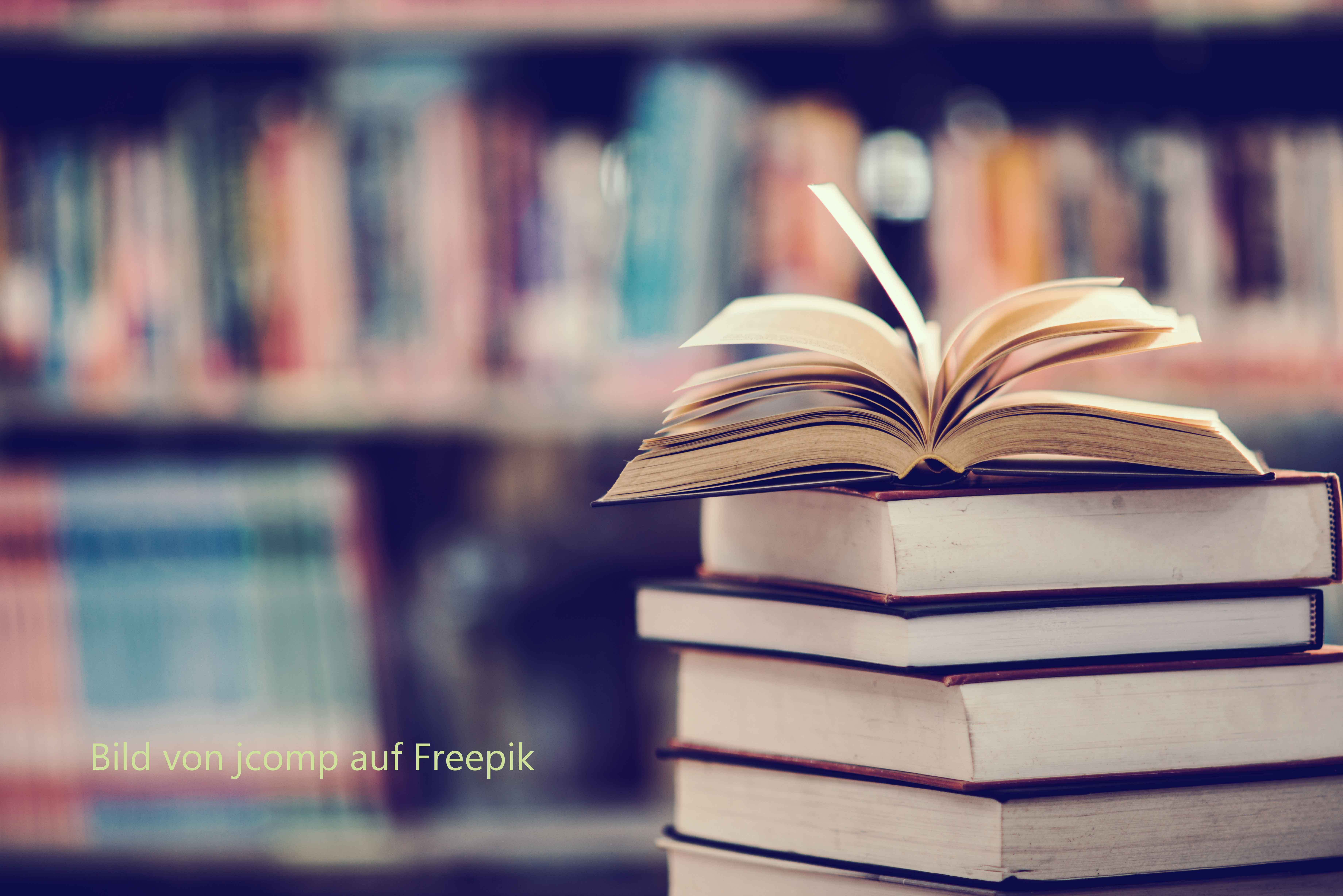 Bibliothek, aufgeschlagenes Buch